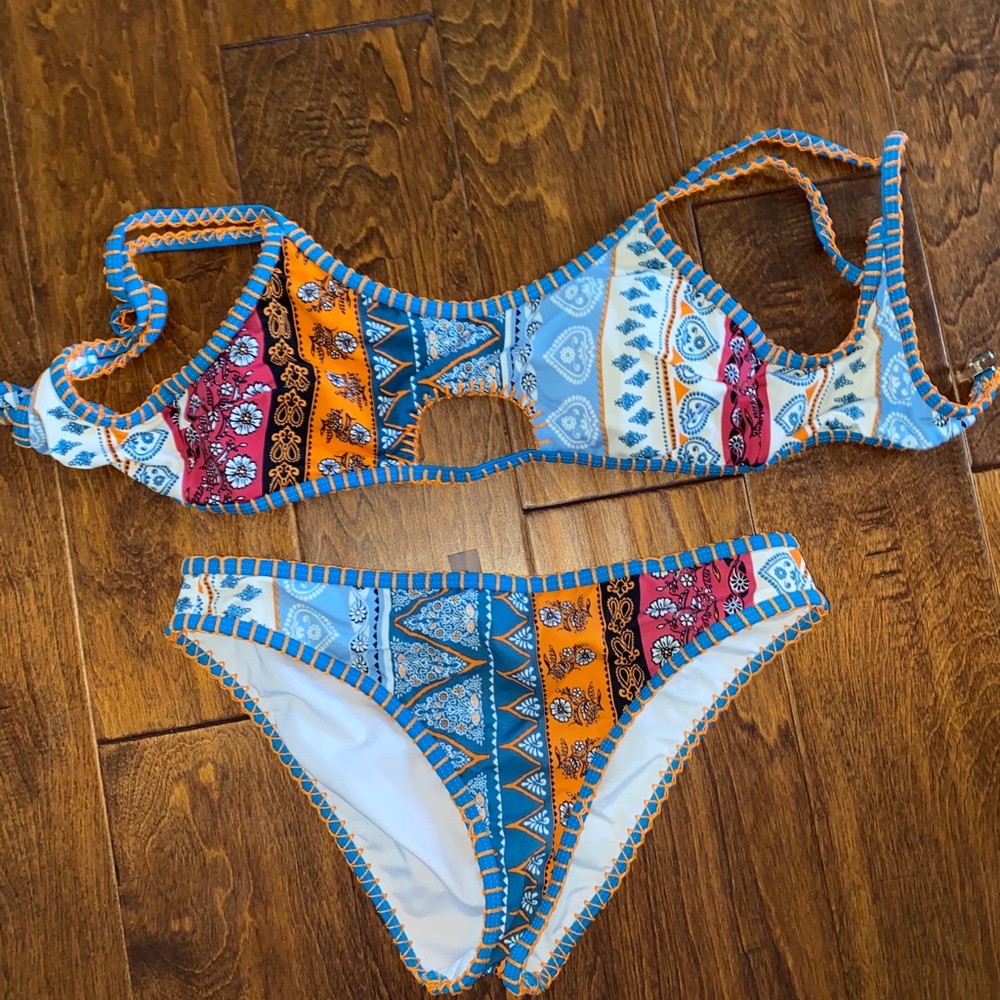 Cupshe bikini set